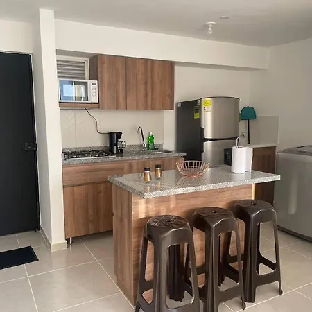 Apartamento Amoblado En Armenia Con Parqueadero Exterior photo
